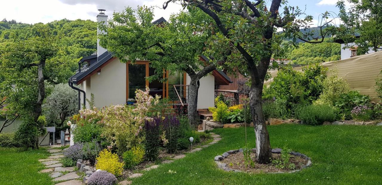 Villa Domcek V Zahrade à Banská Štiavnica Extérieur photo