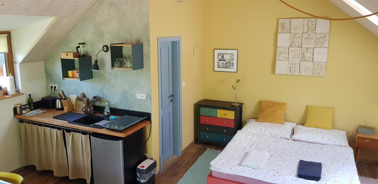 Villa Domcek V Zahrade à Banská Štiavnica Extérieur photo