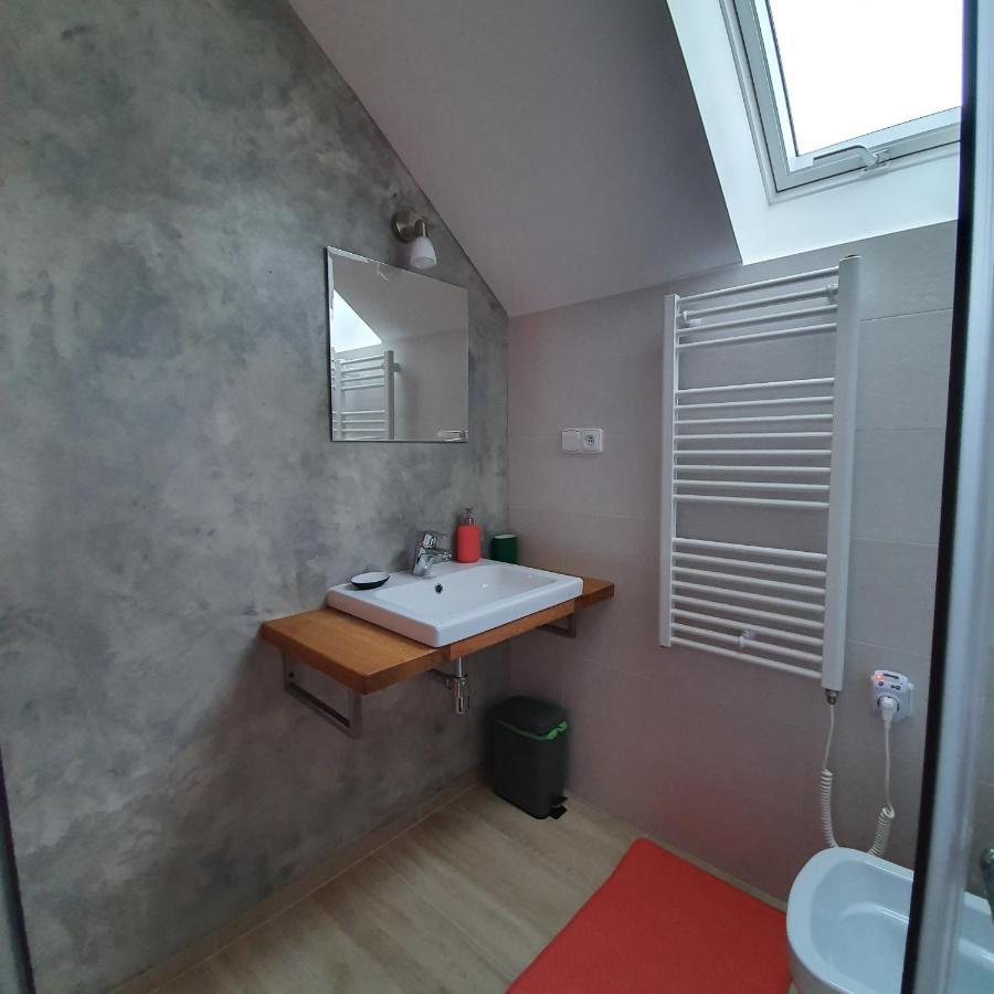 Villa Domcek V Zahrade à Banská Štiavnica Extérieur photo